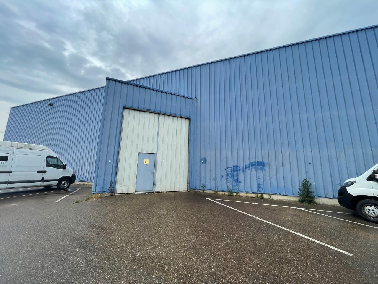 Local d'activité Duttlenheim 2350m² Location local d'activité Duttlenheim Bas-Rhin OLACT2532781 1